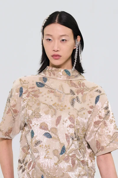 Look 28